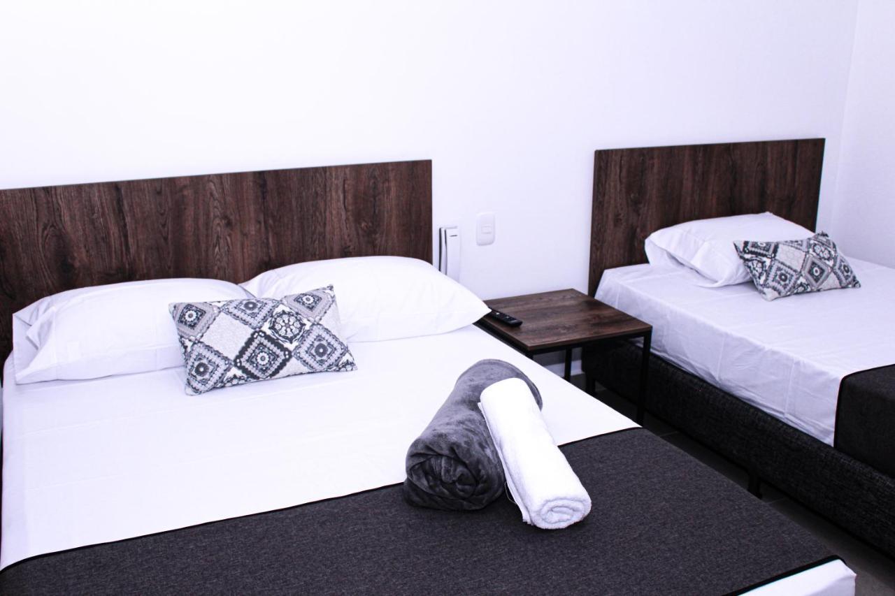 Ayenda Hotel Mm Pereira Exterior photo
