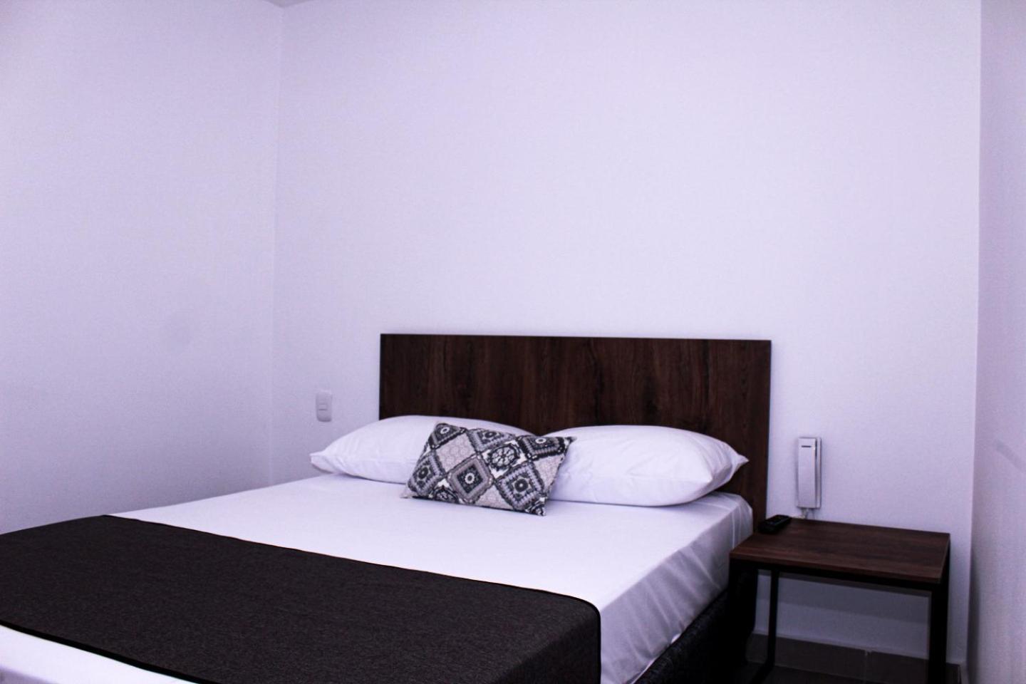 Ayenda Hotel Mm Pereira Exterior photo